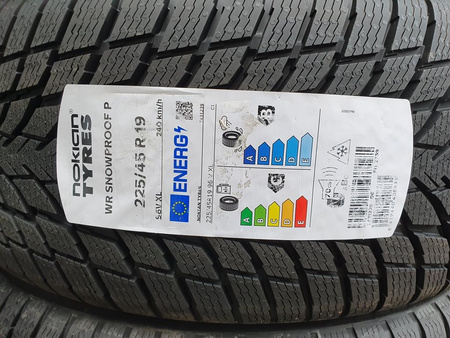 Koła 225/45R19 Honda CR-V 5x114,3 ET40 Nokian zima nowe