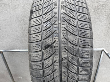 245/45R19 Goodride SW608 opona pojedynka zima 4,6mm P977