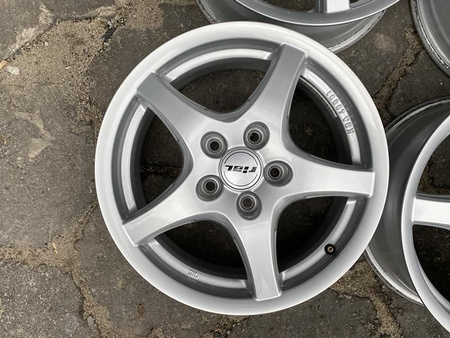 Felgi aluminiowe RIAL 16cali Audi A3 A4 A6 Vw Skoda ET46 5x112 nr606