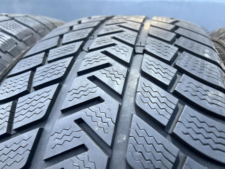 255/55R18 Michelin Latitude Alpin komplet opon zima 6,3mm nr8288