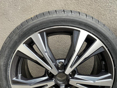 Nowe koła 225/40R18 Honda Stream 5x114,3 et35 Dunlop lato