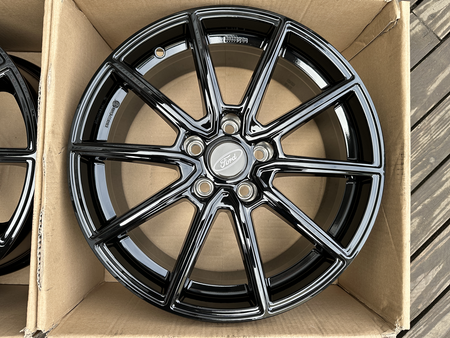 Felgi 17cali Ford C-Max Escape Focus Mondeo Puma 5x108 ET45