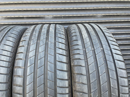 205/55R17 Bridgestone Turanza T005 komplet opon lato 7,3mm nr7275