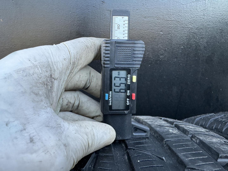 235/55R18 Pirelli Sottozero 2 komplet opon zima 6,5mm nr8808