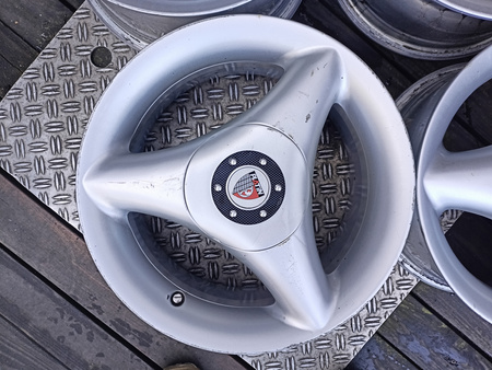 Felgi aluminiowe 15cali Ford Sierra 4x108 ET35