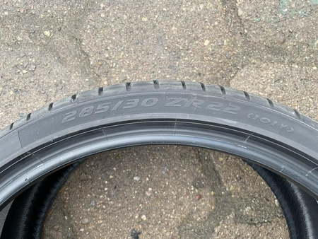 285/30R22 Pirelli Pzero PZ4 XL para opon lato nowe nr222A
