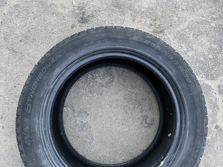 255/55R19 Michelin 4x4 Synchrone XL pojedynka zima 7,2mm P902