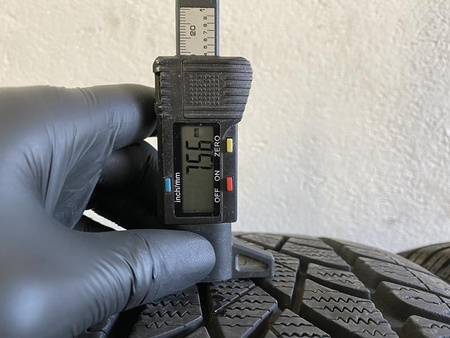 215/40R17 Dunlop SP Winter Sport 3D XL komplet opon zima 7,5mm nr753