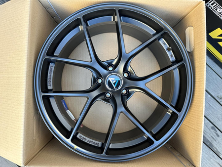 Felgi 19cali Citroen Ford Peugeot Volvo Toyota Renault 5x108