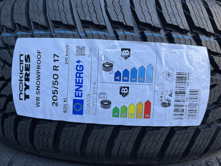 Oryginał koła 205/50R17 Renault Fluence Megane 5x114,3 Nokian zima