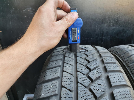 185/55R15 Continental ContiWinterContact komplet opon zima 7,8mm nr5479