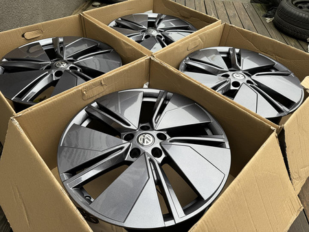 Felgi aluminiowe 5LA 19cali VW Golf Jetta Passat Phateon T-Roc