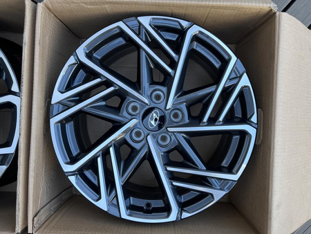 Oryginał felgi 18cali Hyundai I30 Kona Elantra Tucson 5x114,3