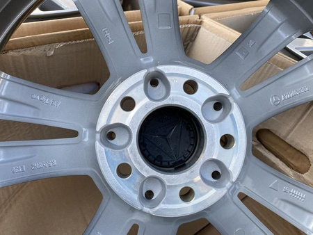 Oryginał nowe felgi 19 cali MERCEDES S Klasa W221 W222 ET36 nr936