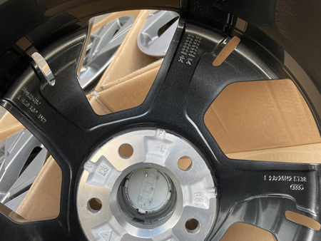 Oryginał felgi 20cali Audi E-Tron 4KE A4 B8 B9 A5 A6 A7 A8 Q5 D5