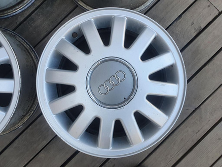 Oryginał felgi 15cali Audi 8L0 A3 8L A4 B6 Vw Skoda 5x100