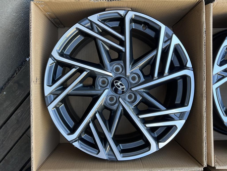 Oryginał felgi 18cali Hyundai I30 Kona Elantra Tucson 5x114,3
