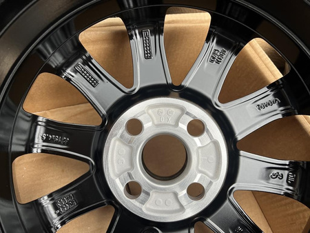 Oryginał felgi 15cali Toyota Aygo 4x100 PW457-0H003