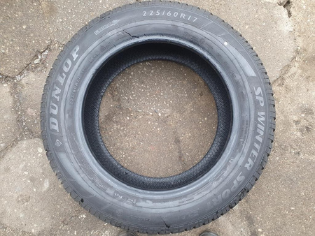 225/60R17 Dunlop Sp Winter Sport 3D RSC komplet opon zima 7,1mm 7506
