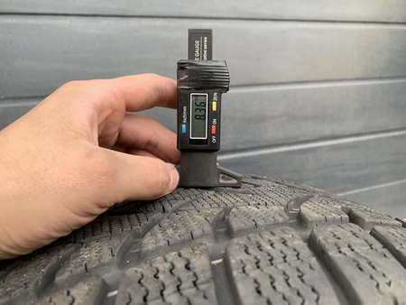 Oryginał koła zima 235/50R19 Audi S8,A8,D5,4N0 Dunlop 8,3mm