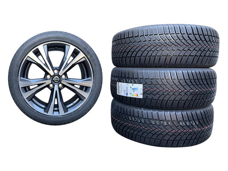 Oryginał koła 225/55R18 Nissan Stagea X-Trail x-treme Bridgestone zima