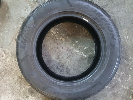 215/65R17 Pirelli Scorpion Winter para opon zima 5,7mm nr7453