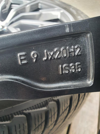 Oryginał koła 275/45R20 BMW X5 G05 X6 G06 Michelin 7,5mm zima 5x112