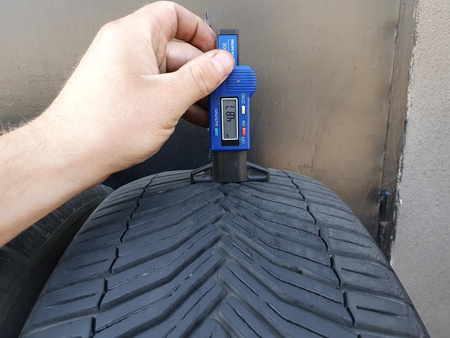 215/60R17 Michelin CrossClimate komplet opon całoroczne 5,2mm nr7740