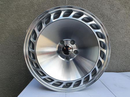 Felgi 18cali Audi A3 A4 A6 VW Golf Jetta Mercedes C E S CLS