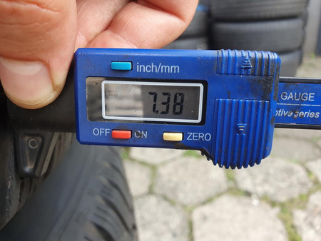 Koła 215/65R17 Hyundai Tuscon 5x114,3 Hankook zima 7,3mm