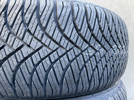 Koła 205/55R16 Renault Latitude 5x114,3 Goodride całoroczne