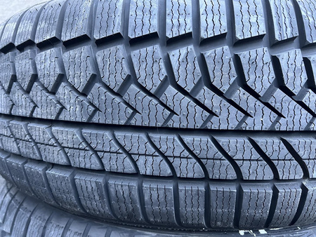 Oryginał koła 225/55R18 Nissan Stagea X-Trail x-treme Goodride zima