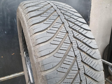 205/55R16 Goodyear Vector4Seasons XL pojedynka całoroczna 6,3mm P1681