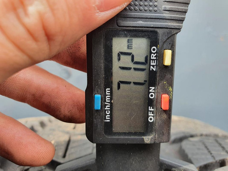 255/50R19 Pirelli Scorpion Winter opona pojedynka zima 7,1mm P976