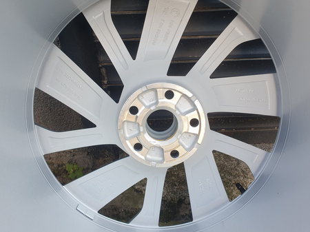 Oryginał koła 235/50 255/45 20cali Skoda 5LA Enyaq Bridgestone lato