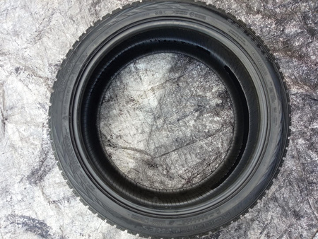 295/35R21 Nokian WR SUV4 XL para opon zima 5,6mm nr2148