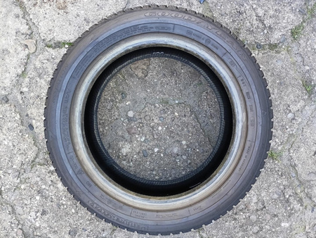 195/55R16 Goodyear UltraGrip 7 opona pojedynka zima 8,8mm P6064