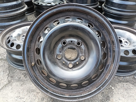 Oryginał felgi stalowe 15cali 5Q0 VW Caddy Golf Skoda Seat Audi