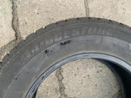 215/65R16 Bridgestone Blizzak Lm-30 komplet opon zima 8,4mm nr648