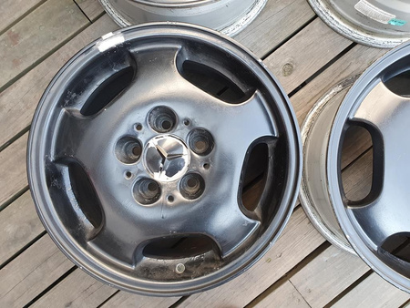 Felgi 15cali Mercedes 190 C-Class CLK E-Class W124 SLK 5x112