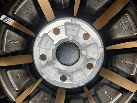 Oryginał felgi 16cali 5GM Vw Passat Golf T-Roc Sharan Beetle Eos