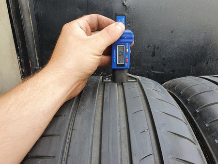 205/55R16 Dunlop Sport Bluresponse komplet opon lato 5,2mm nr6712