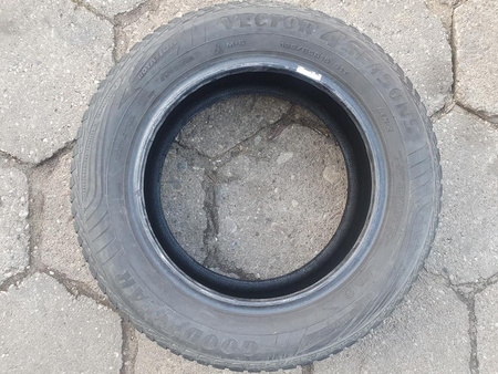 195/65R15 Goodyear Vector 4 Seasons GEN 2 para całoroczne 5,7mm nr5244