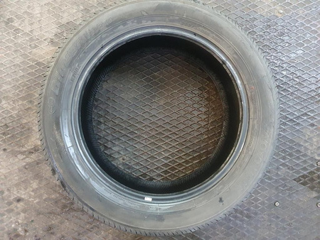 225/55R18 Yokohama BluEarth E70 para opon lato 4,8mm nr8400