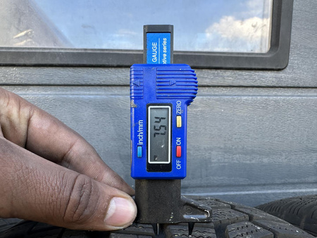 235/65R17 Hankook Winter Icept EVO 2 komplet opon zima 7,5mm nr7097