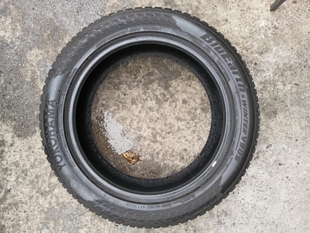 225/55R19 Yokohama Bluearth Winter V905 komplet opon zima 6,6mm nr9564