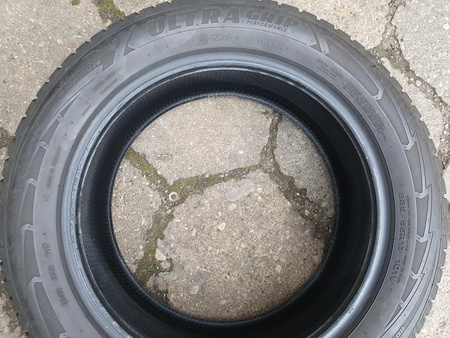 225/55R17 Goodyear UltraGrip XL komplet opon zima 7,0mm nr7815