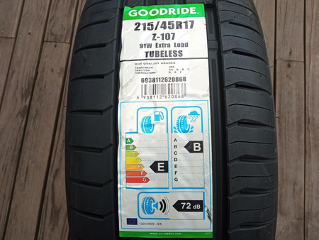 Koła 215/45R17 Honda Civic 5d et43 5x114,3 Goodride lato nowe