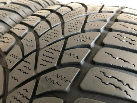 195/50R16 Dunlop Sp Winter Sport 3D komplet opon opona zima 5,9mm 1623