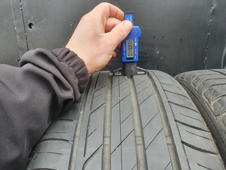 225/55R17 Bridgestone Turanza T001 para opon lato 5,9mm nr7592